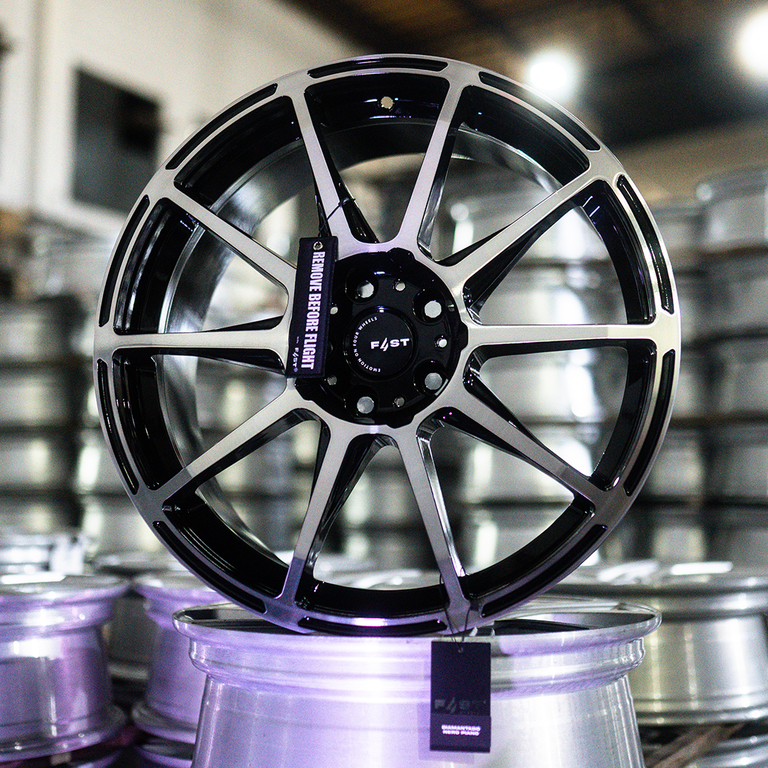 F4ST Three 19"x8,5" Diamantada Nero Pìano
