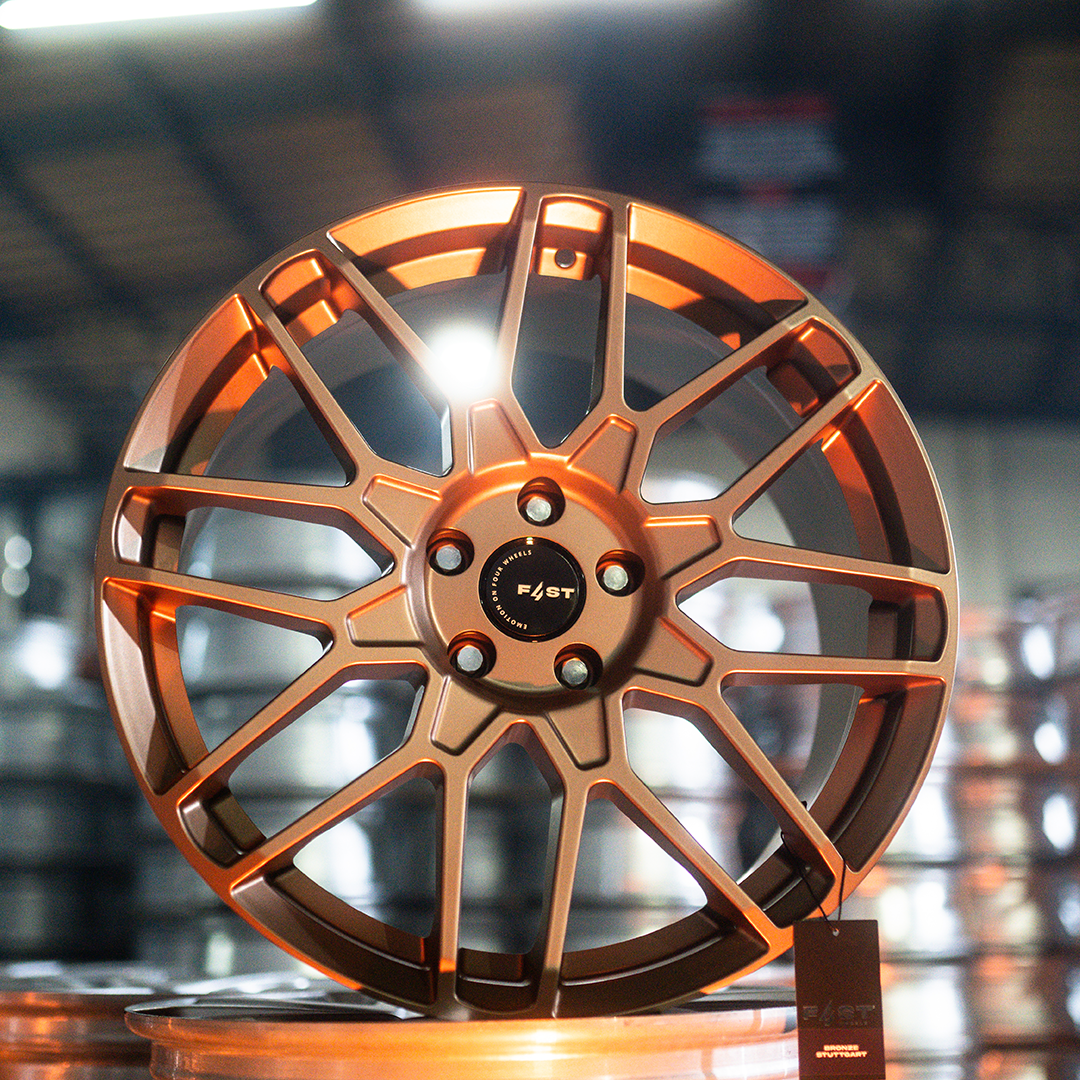 F4ST Two 19"x8,5" Bronze Stuttgart